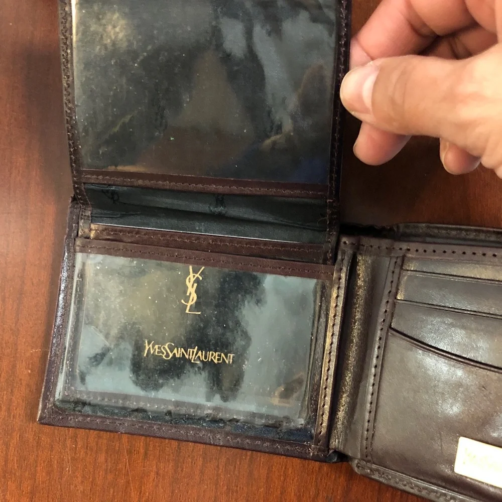 Yves Saint Laurent Men’s Dark Brown Billfold w/credit card slots